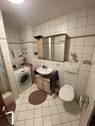 Badezimmer 1 - aktuell - Etagenwohnung mit 43,00 m&sup2; in Altenkunstadt zur Miete