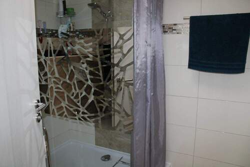 Dusche im Bad - 