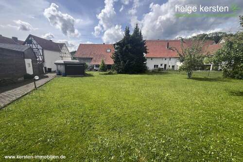 Garten_Hausrückseite - 1 Zimmer Mehrfamilienhaus, Wohnhaus zum Kaufen in Morschen