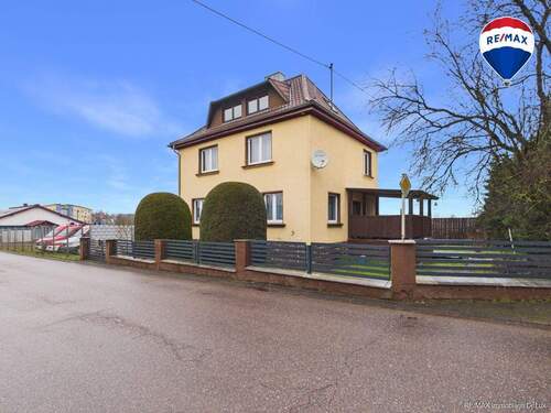 REMAX Immobilien DeLux Haus in Losheim am See zu verkaufen - 