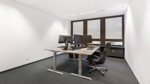 Büro 1 - Große Bürofläche in München Pasing - flexibel, möbliert, 3 Parkplätze inklusive