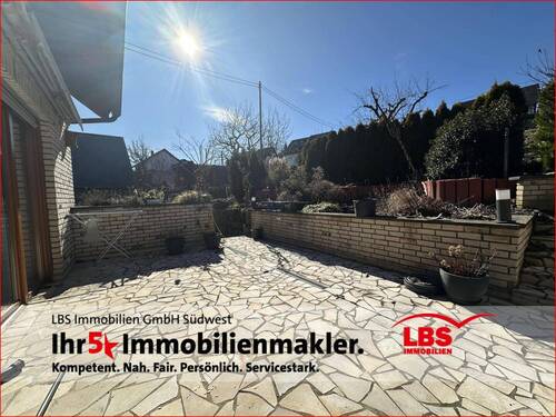 Terrasse - Einfamilienhaus mit Einliegerwohnung in sehr gemütlicher Lage!