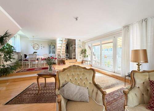 Wohnbereich DG - Einfamilienhaus mit 350,00 m&sup2; in Hamburg zum Kaufen