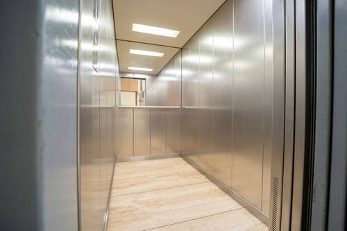 Aufzug - 3 Zimmer Etagenwohnung in Mannheim