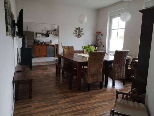 Wohnzimmer unten c - 