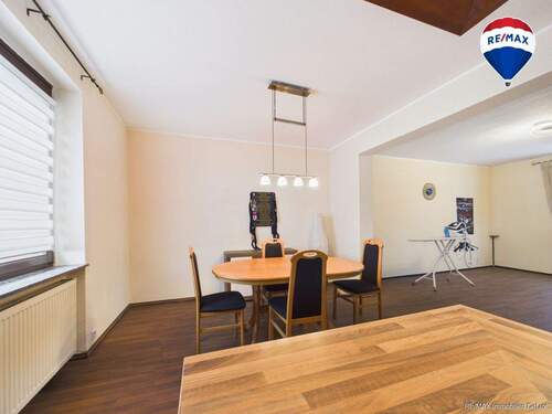 RE/MAX Immobilien DeLux Haus in Mettlach zu verkaufen - 