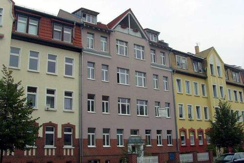 Hausansicht - 2 Zimmer Etagenwohnung zur Miete in Eilenburg