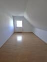 Schlafzimmer mit Blick Fenster - 