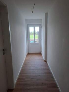 Flur zum Hinterausgang - 