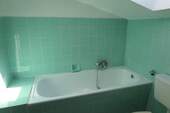Badezimmer mit Wanne DG - 