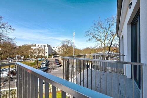 Blick nach draußen - 2 Zimmer Einfamilienhaus in Berlin