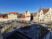 Blick vom Balkon - Großzügige Altbauwohnung im Stadtzentrum!