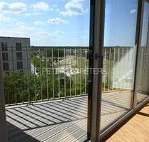 + Endetage im Neubau aus 2022 + Perfekte Lage: Schnell in der Stadt, nah im Grünen + - Hamburg Neugraben-Fischbek