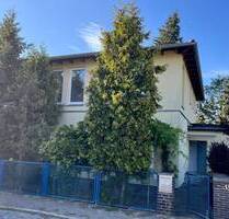 Vielseitiges Zweifamilienhaus in begehrter Lage - Berlin Tegel