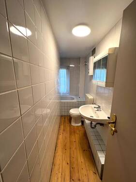 Wohnung DG Bad - 