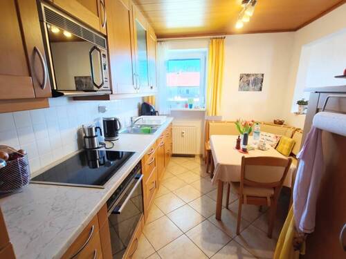 Küche mit Essplatz - 