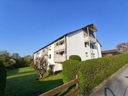 gut aufgeteilte 3-Zimmer-Eigentumswohnung im Kurort Bad Birnbach - 