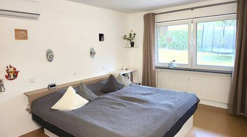 Schlafzimmer EG - 
