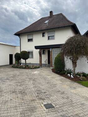 IMG_5010.jpg - Einfamilienhaus mit Charme - mit Nebengebäude und Garage