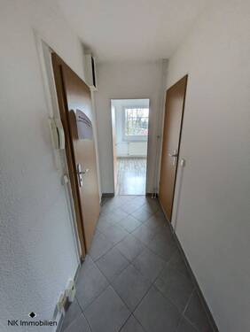Flur - Etagenwohnung mit 56,00 m² in Chemnitz zur Miete