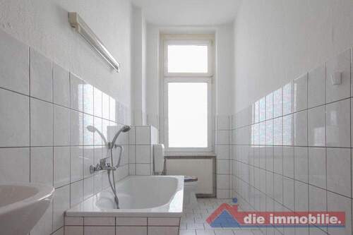 Badezimmer_1_1 - VH_2.OG - Mehrfamilienhaus, Wohnhaus mit 1.069,30 m² in Magdeburg / Stadtfeld Ost zum Kaufen