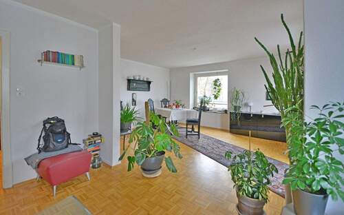 4129 - Wohnzimmer (2) - 3 Zimmer Etagenwohnung in Kassel