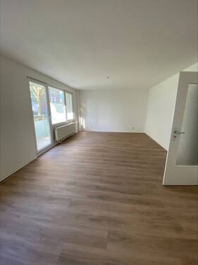 Wohnzimmer Foto 2 Neue Str. 15.jpeg - 
