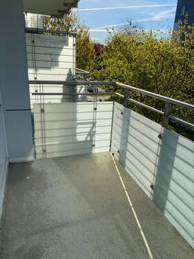 Balkon Neue Str..jpeg - 