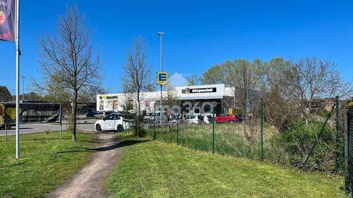 Einkaufsmöglichkeiten - 