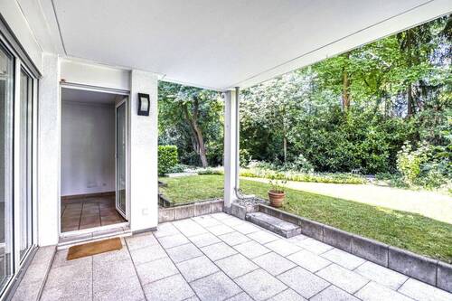 Terrasse - weiterer Blick - 