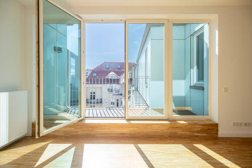 Best_Place_Luisenstraße_45_WE24_Balkon-10 - Höchster Komfort im historischen Stil - Sanierte Gründerzeitwohnung mit zwei Südterrassen
