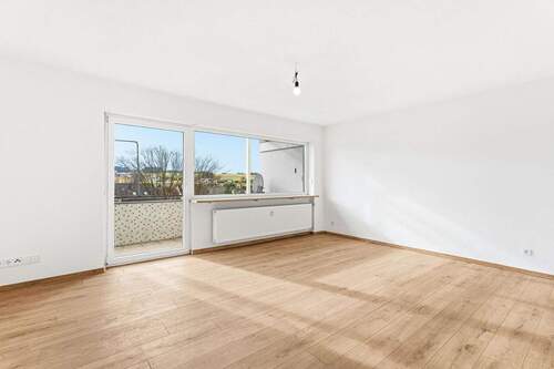 Wohnbereich - Modernisierte 4,5-Zimmer-Wohnung in ruhiger Lage von Roding!