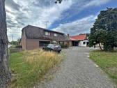 Auffahrt - 9 Zimmer Mehrfamilienhaus, Wohnhaus in Müden (Aller) / Flettmar