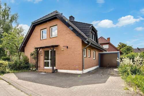 Ansicht Hauseingang - 5 Zimmer Einfamilienhaus zum Kaufen in Osnabrück