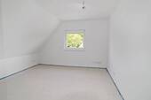 Kinderzimmer/Büro - 