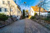 Einfahrt - 6 Zimmer Einfamilienhaus zum Kaufen in Hemmingen