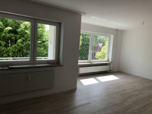 Wohnzimmer - 2 Zimmer Etagenwohnung zur Miete in Preetz