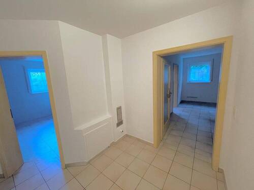 Bild 2 - 2 Zimmer Etagenwohnung zur Miete in Stegaurach