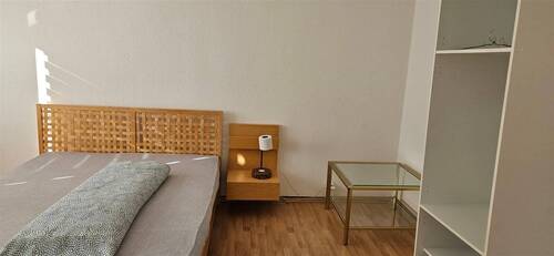 Zimmer 2 - 