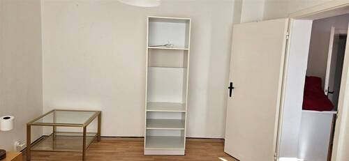 Zimmer 2 - 