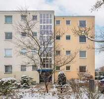 Familienfreundliche 4-Zimmer-Wohnung mit Balkon im grünen Buckow - Berlin