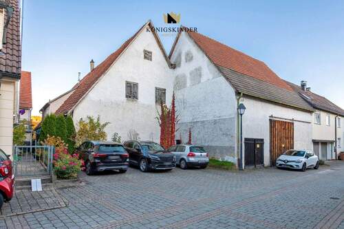 Das ist die zweite Zufahrt mit Einfahrt zur Scheune... - 