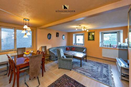 ...mit dem offenen, gemütlichen Essplatz - 