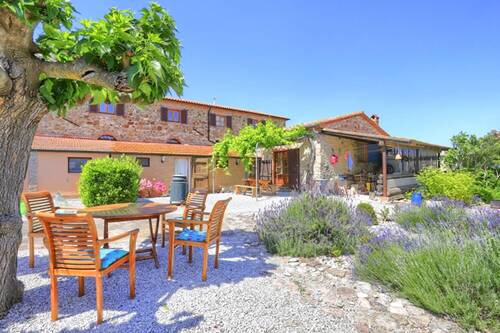 8 - Suvereto ! Bauernhaus aus Stein mit schönem Grundstück, ideal als B&B I Immobilie Toskana