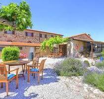 Suvereto ! Bauernhaus aus Stein mit schönem Grundstück, ideal als B&B I Immobilie Toskana