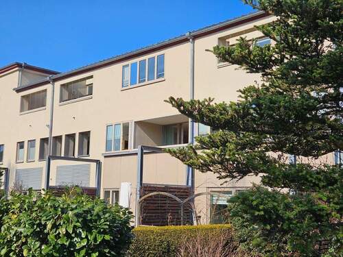 Hausansicht - schöne Eigentumswohnung mit Loggia in Heide-Süd