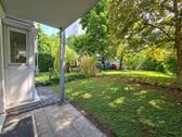 Terrasse und Gartenanteil - 