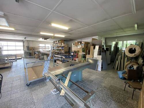Produktionshalle - 