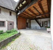 Ehemaliges Bauernhaus mit großer Scheune im beliebten Oberdorf von Haltingen - Weil am Rhein