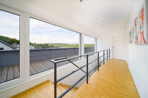 Treppe und Terasse DG - 